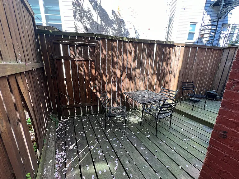 1006 E Capitol St NE #B — Photo 11