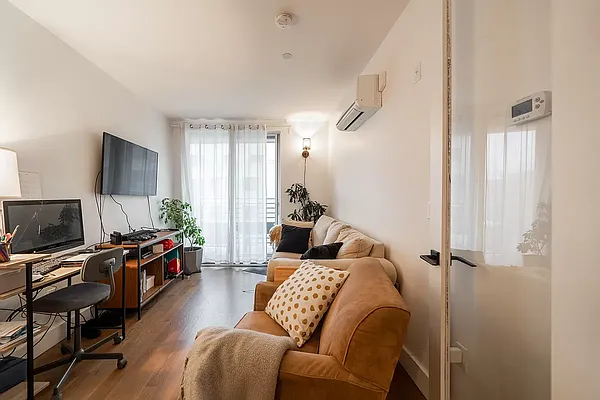 Rented by Twin Group | media 48