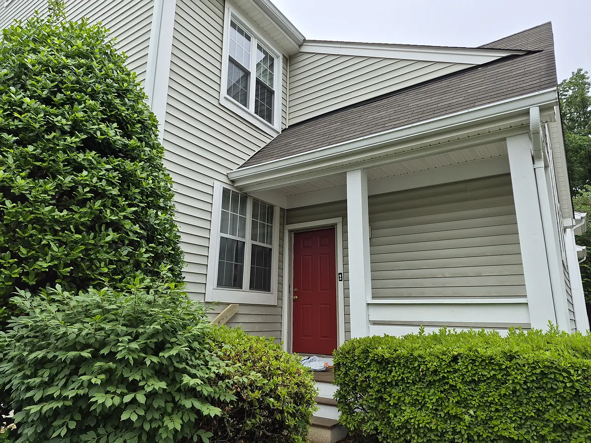 Entrance - 2920 Yarling Ct #2920