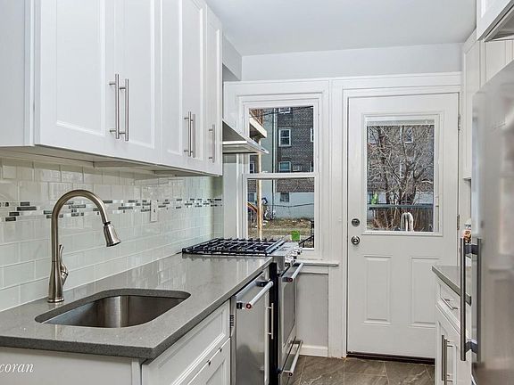 5th image of 4115 47th St