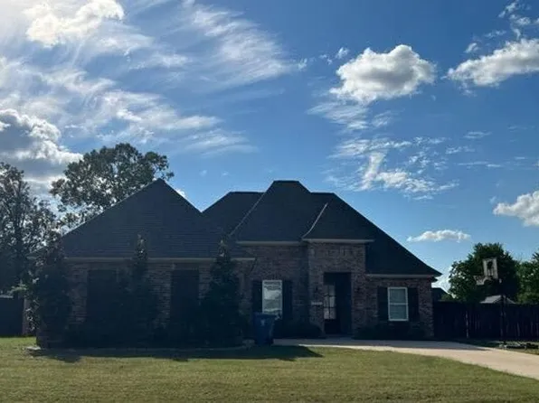 6101 Pelican Point Loop, Keithville, LA 71047