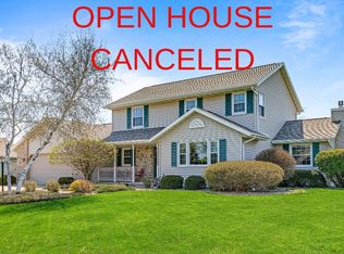 W5891 Hearthstone Dr, APPLETON, WI 54915