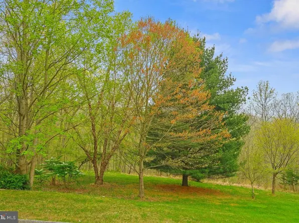 13036 Jerome Jay Dr, Cockeysville, MD 21030