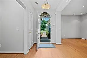 304 Laurel Glen Xing — Photo 13