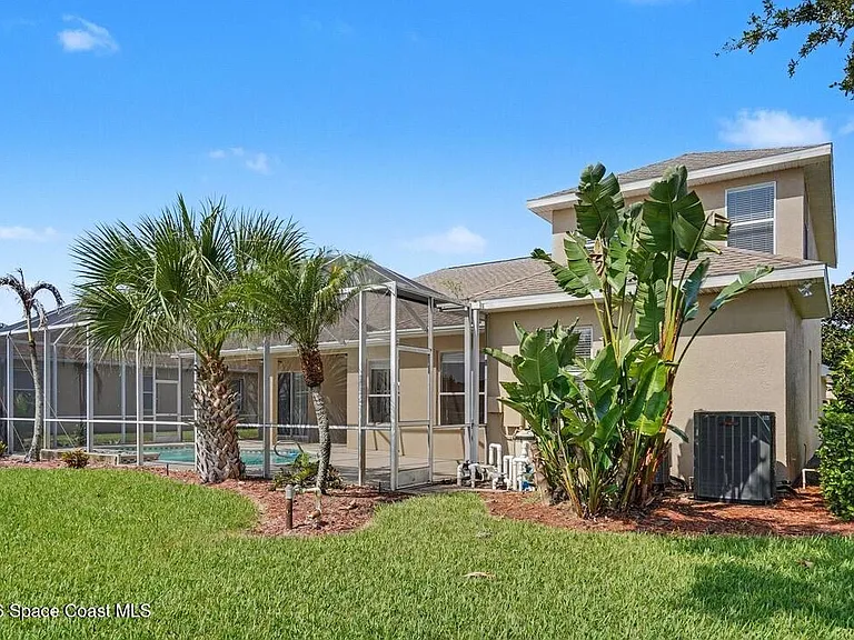 4751 Chardonnay Dr — Photo 38