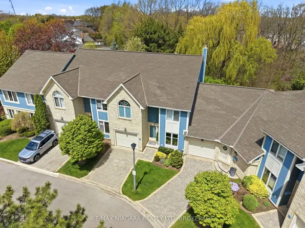77 Erion Rd #9, Saint Catharines, ON L2W 1B4