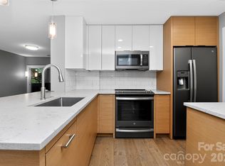601 Queens Condominiums, Charlotte, NC 28207