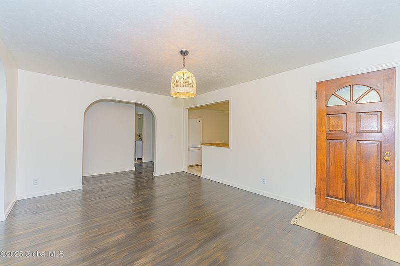 5th image of 3314 River Road