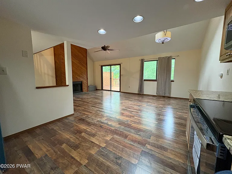 159 Stream Ct — Photo 9