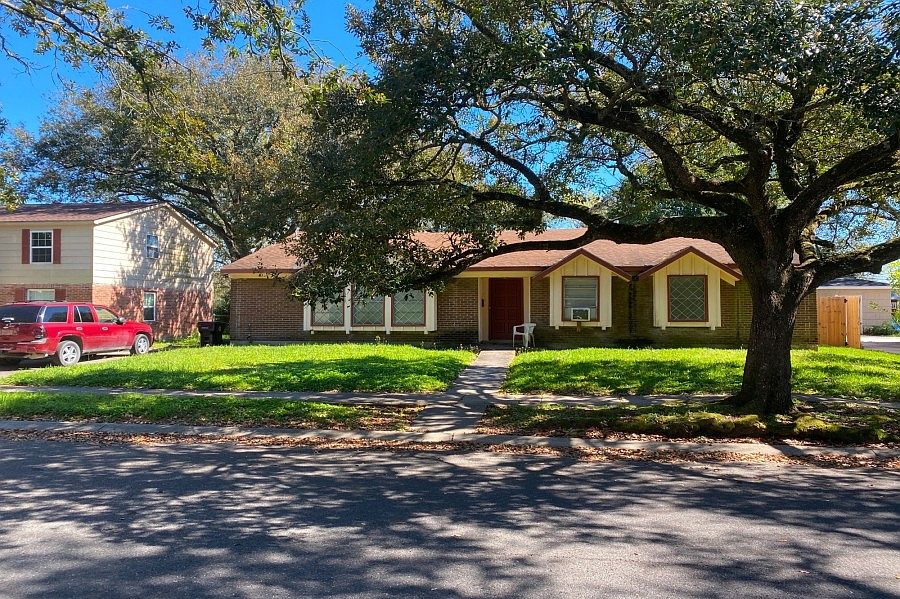1st image of 3234 Hyman Pl