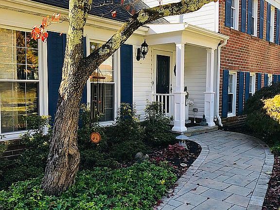 Front Walkway to Portico