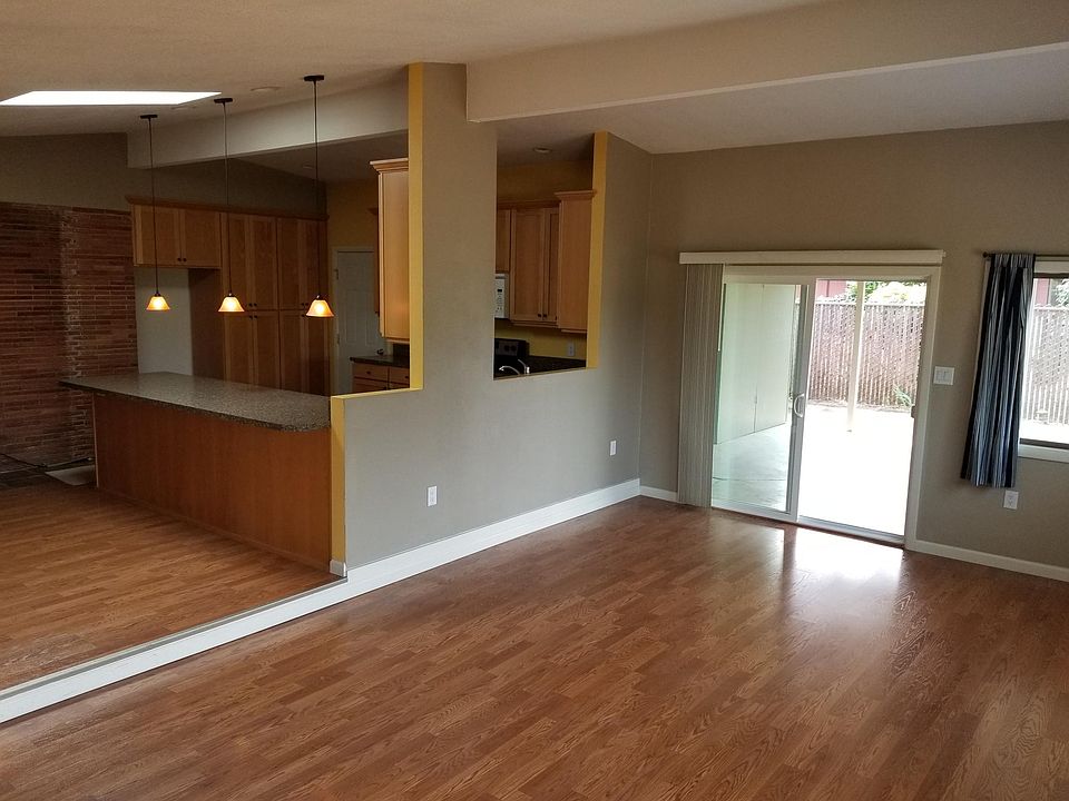 2nd image of 643 NW 18th St