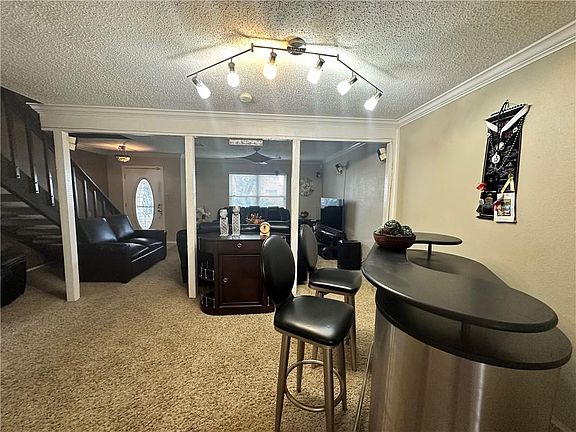 4th image of 2464 Oxford Pl