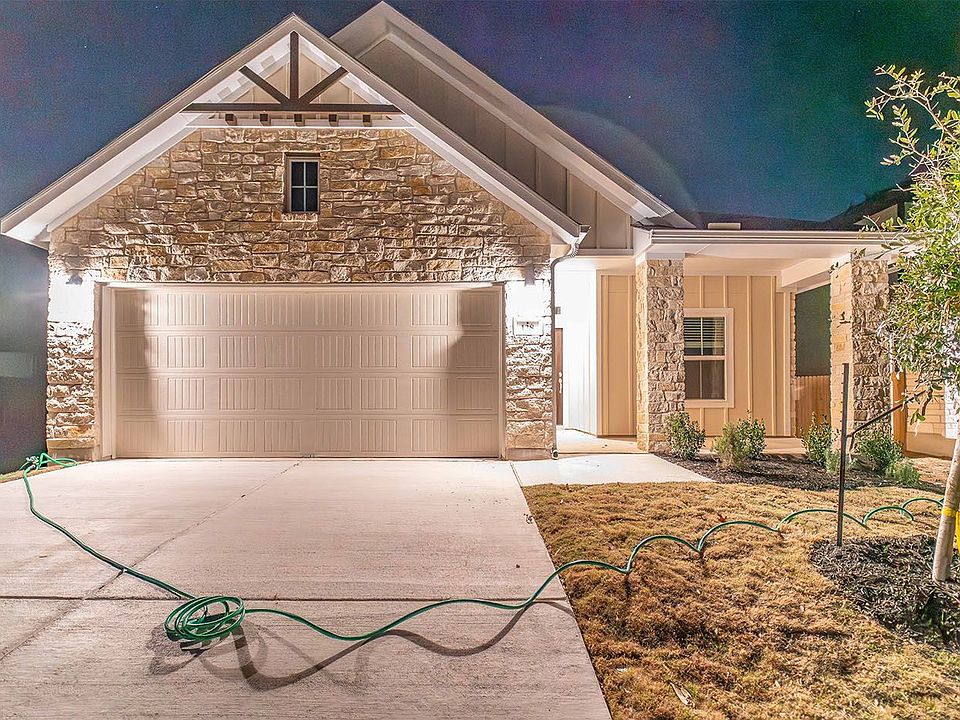1st image of 128 Avonlea Ct