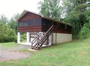 22 Trinity Dr, Sylva, NC 28779