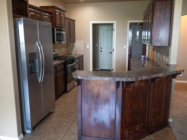 8328 S Gardenia Ave — Photo 4