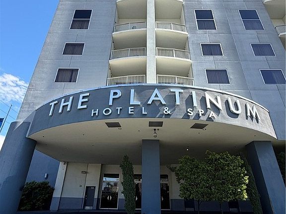 3rd image of 211 E Flamingo Rd #414