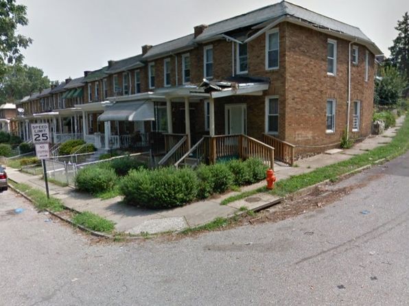 700 N Rosedale St ROOM 1