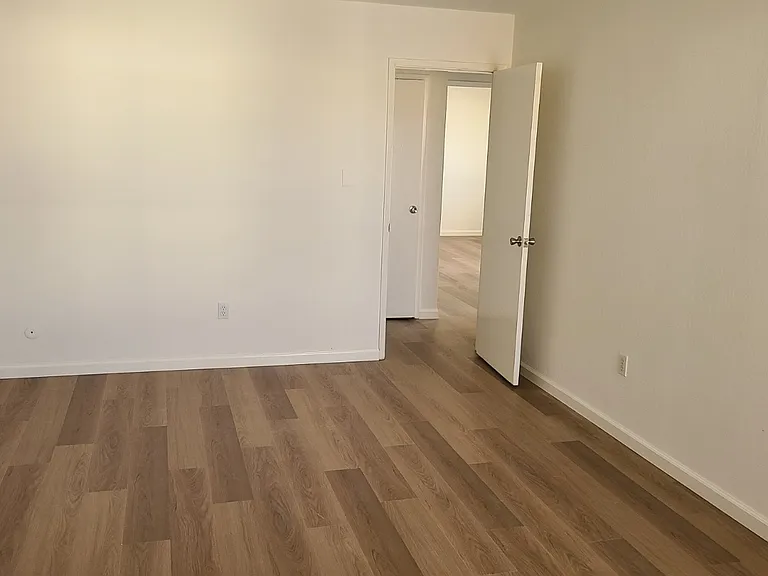 1820 Santa Clara Ave — Photo 12