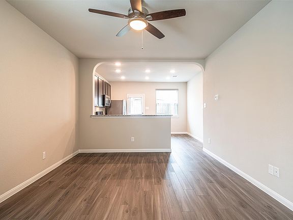 4th image of 3707 Cub Dr