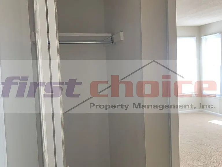 1750 Ridgefield Ct — Photo 22