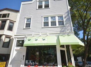 2835 N Southport Ave #2, Chicago, IL 60657