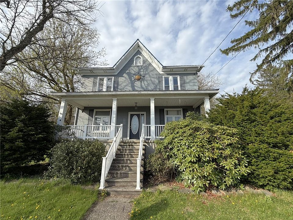 1st image of 1658 Pitt St