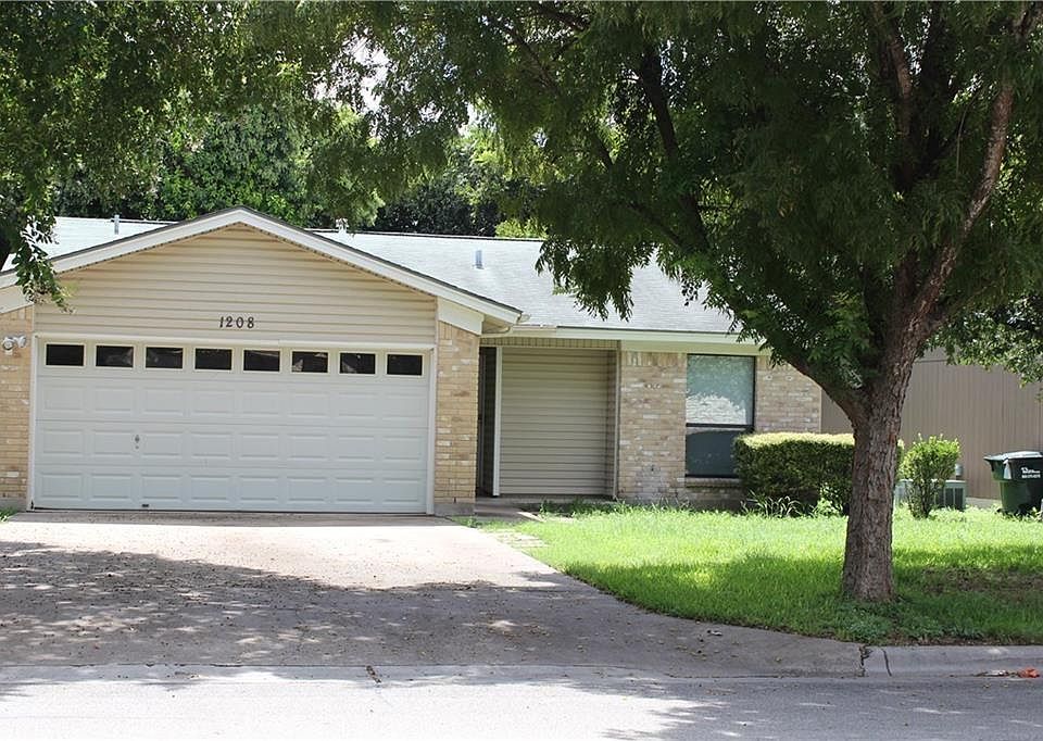 1st image of 1208 Conway Dr