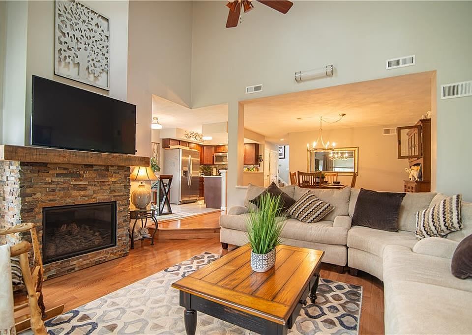 1st image of 75 Valley Green Ct #D