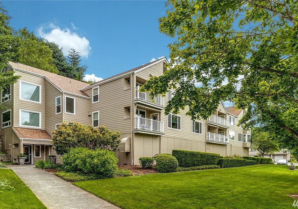 Welcome to Providence Point, one of King County premier active 55+ gated communities situated on over 161 rolling acres in the Cascade foothills of Issaquah overlooking nearby Lake Sammish, featuring a wide variety of activities and ammenities.  Too many to list.