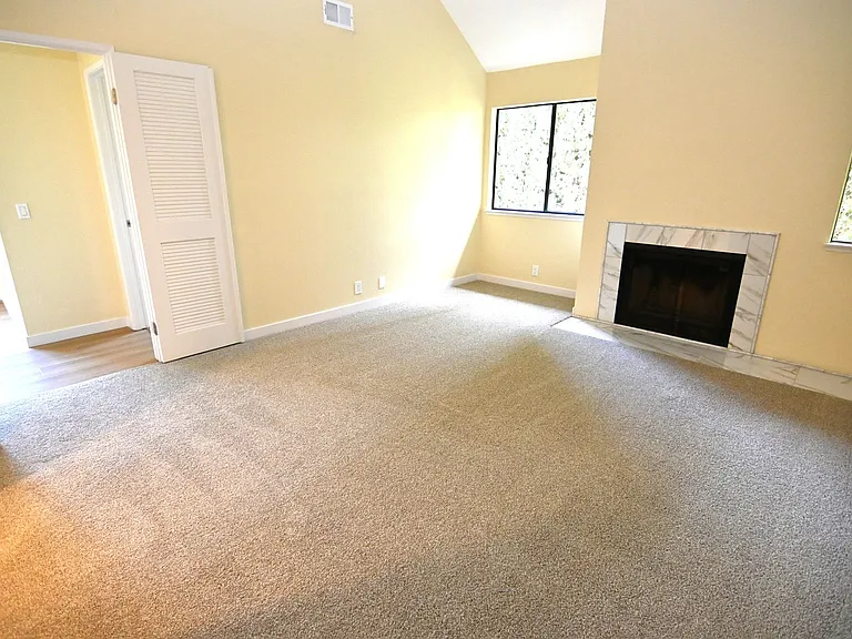 347 W Rincon Ave #E — Photo 19