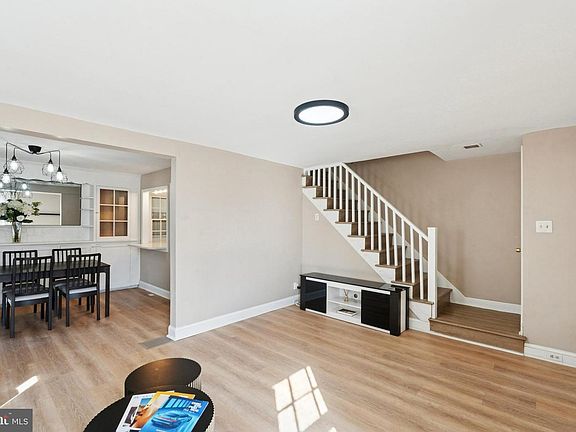 4th image of 614 Wises Mill Rd