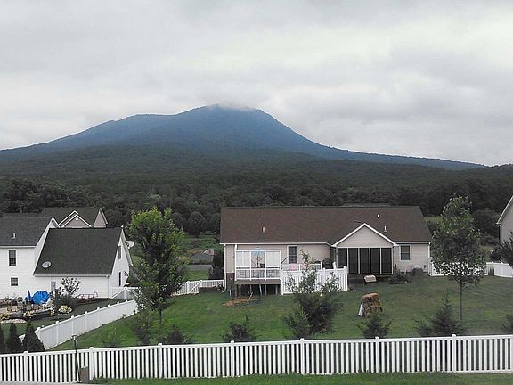 view of Massenutten Mountain