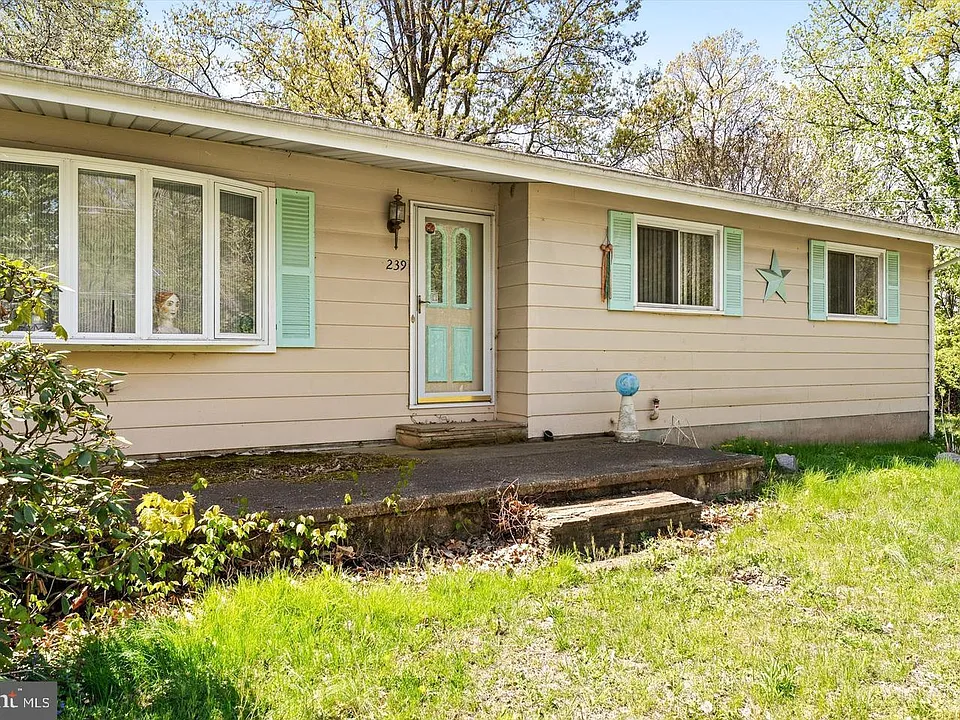 239 Bakers Basin Rd