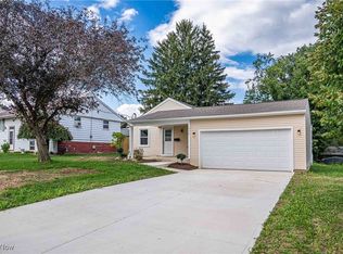 916 N Parkview Cir, Ashland, OH 44805