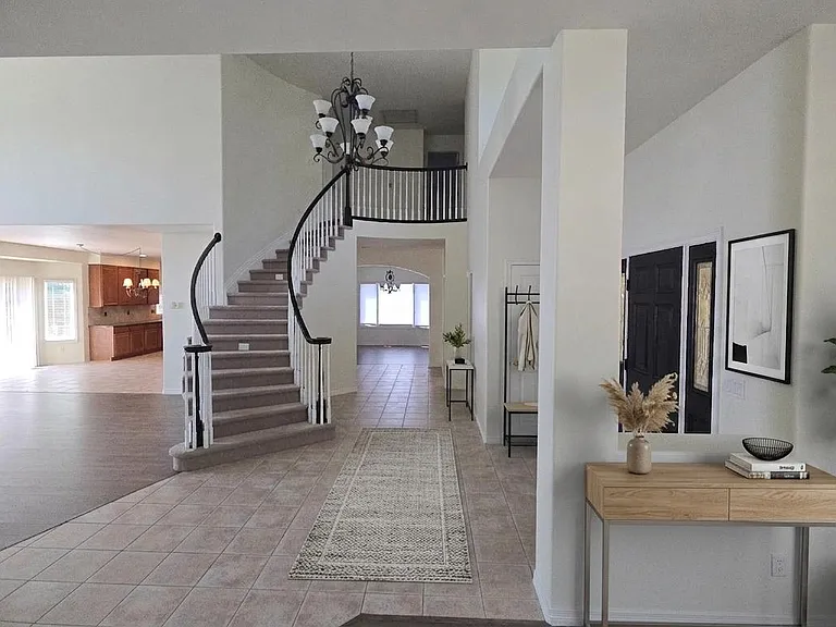 Hallway to Office/Study/Family Room & Formal Dinning Room