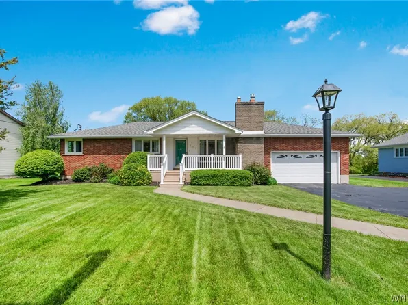753 Upper Mountain Rd, Lewiston, NY 14092