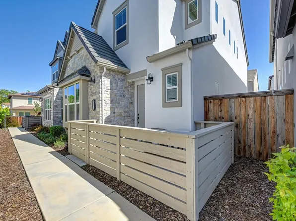 2370 Macanudo Walk Ave, Sacramento, CA 95818