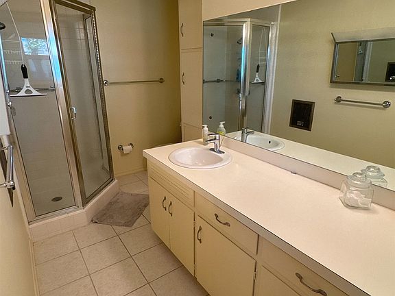 5th image of 304 E Pheasant Road