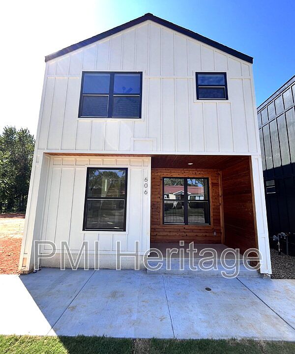 1st image of 604 N 6th St
