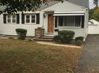 71 Kulig St, Springfield, MA 01104