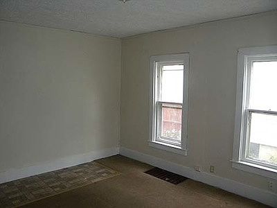 5th image of 600 W 8th St