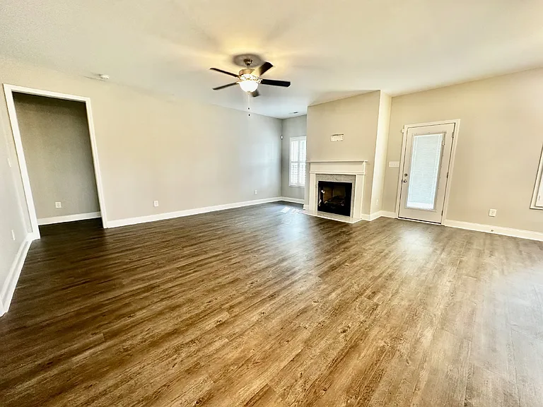 5177 Maxwell Rd — Photo 7