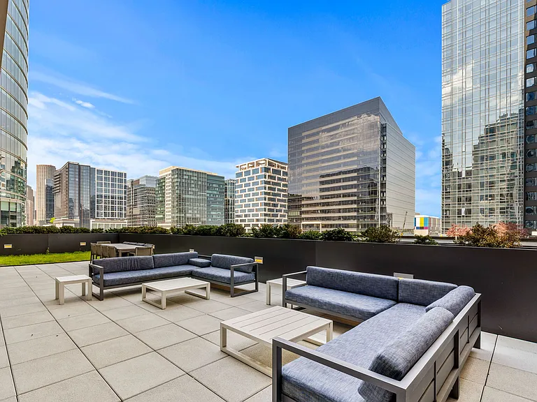 135 Seaport Blvd #705 — Photo 31