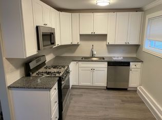 501 Basil Rd #503-D, Lake Bluff, IL 60044