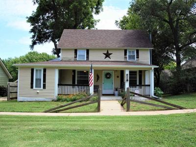 106 N Grant St, Enterprise, KS, 67441