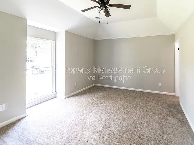 779 Dogwood Cv — Photo 18