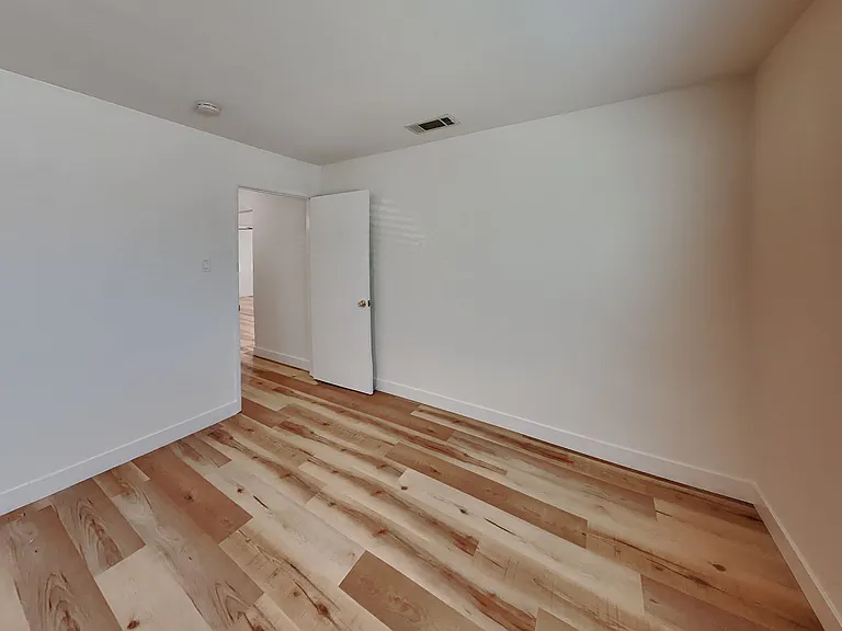 930 Dolores Avenue — Photo 9