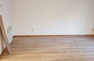 2nd image of 1111 Mark Ave APT 1