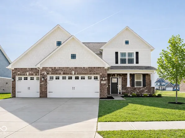 1745 Gordon Dr, Greenwood, IN 46143